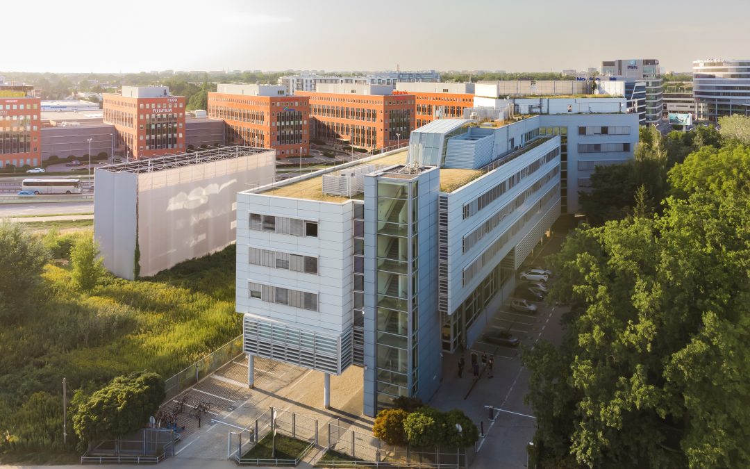 Indotek Group sells Warsaw office buildingto Lazarski University